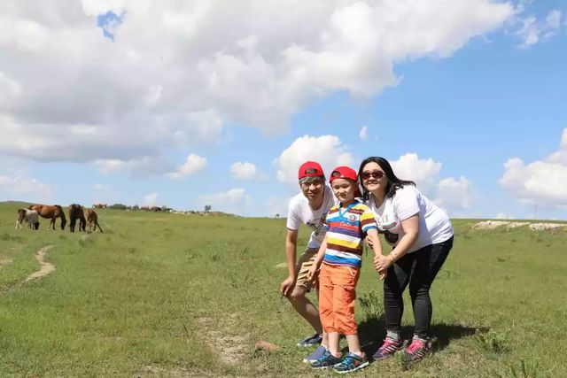 乾港集團高層草原自駕游