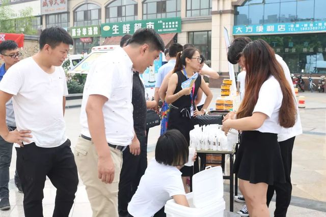 附近居民對集團項目進行咨詢